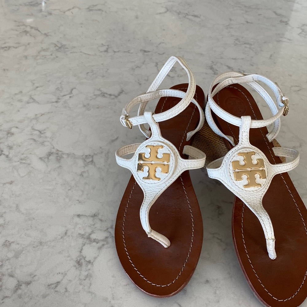 Tory Burch Leticia gold emblem sandals